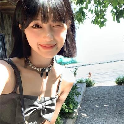 青春偶像封面