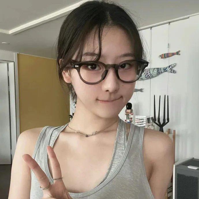 大佬爱美丽封面